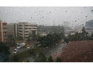Antalya Sağanak Yağışa Teslim