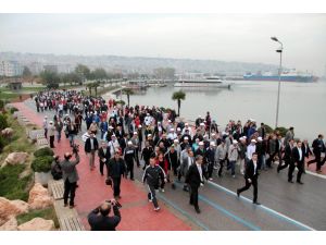 Bakan Müezzinoğlu, Sağlıklı Yaşam İçin Yürüdü