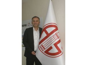 Hami Mandıralı Antalyaspor’la Sözleşme İmzaladı