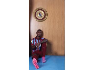 Constant, Kariyerini Eşine Borçlu