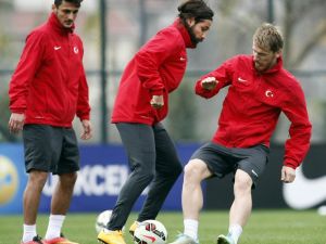 A Milli Takım Kazakistan Maçı Hazırlıklarını Tamamladı