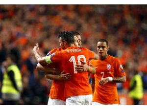 Hollanda Sahadan Sildi