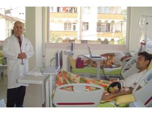 Şeker Hastalığı En Çok Böbrekleri Etkiliyor