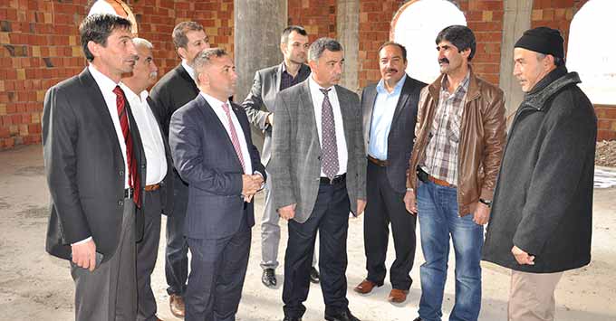 Büyükşehir’den Eğitime Ve Camilere Büyük Destek  