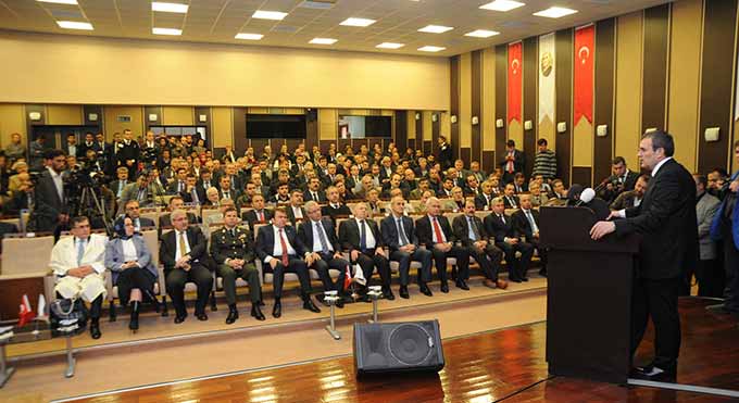 Ksü’de 2014-2015 Akademik Yıl Açılış Dersini Mahir Ünal Verdi