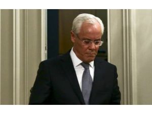 İçişleri Bakanı İstifa Etti