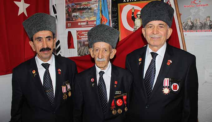62 Yıl Sonra Savaş Anılarını Yeniden Yaşadı  