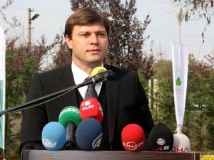 Adını Taşıyan Tesisleri Açtı