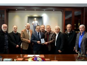 Efsanelerin İlk Ziyareti Başkan Ataç’a