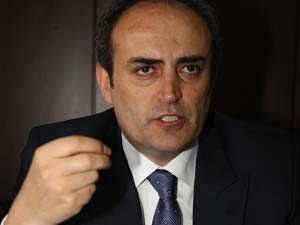 Anayasalar, ülkelerin nüfus hüviyet cüzdanı 