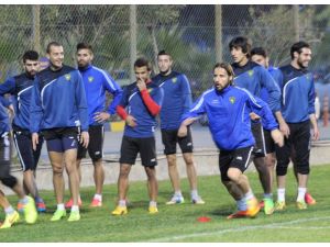 Bucaspor’da, Karşıyaka Maçı Hazırlıkları Sürüyor
