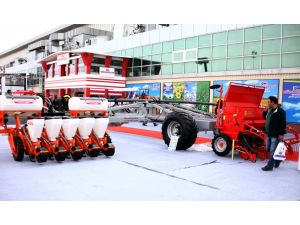 Türkiyeden Rusyaya Özel Tarım Makinesi