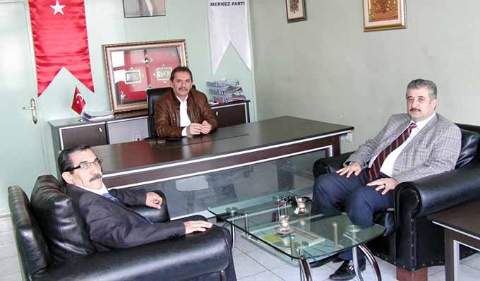 Ak Parti’ye Rakip Çıktı: Merkez Parti