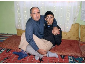 Engelli Abdulhamitin Tek İsteği Ailesine Yük Olmamak