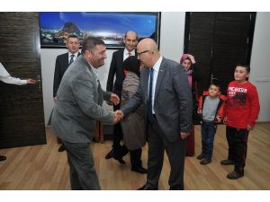 Bağışçı Gurbetçiden Erdoğan’a Övgüler