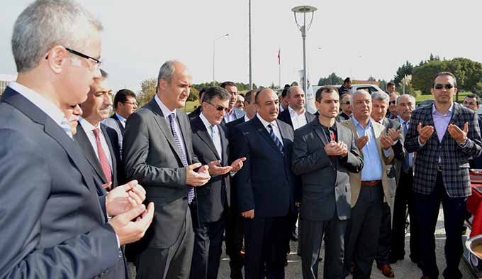 İhya – Der, Ksü’de Aşure Dağıttı