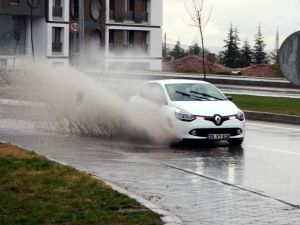 Eskişehir’de Sağanak Yağış
