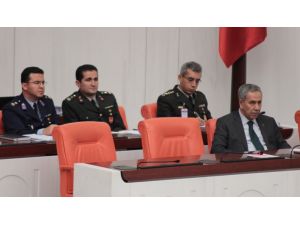 Başbakanlık Tezkeresi Tbmm’de Kabul Edildi