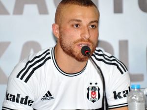 Gökhan Töre Gidiyor Mu ?