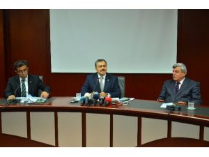 Sapanca Gölü’yle İlgili İyi Haberi Bakan Verdi