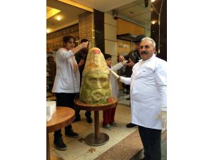 Peynirli Helvadan Nemrut Heykeli