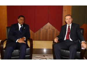 Gabon Başbakanı İle Görüştü