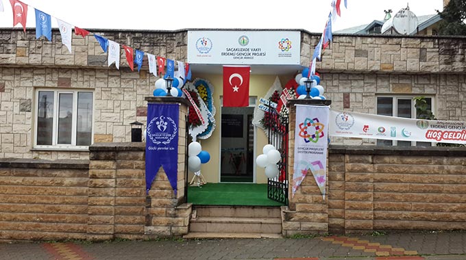 Erdemli Gençlik Projesi Gençlik Merkezi Açılışı Yapıldı