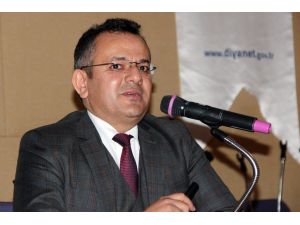 “Batı Medeniyeti İnsan Olma Sanatını Yansıtamadı”