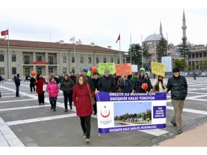 Sağlıklı Beslenme Ve Hareketli Yaşam Yürüyüşleri Sürüyor