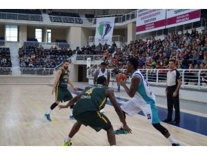 Sinpaş Denizli Basket’ten Galibiyet
