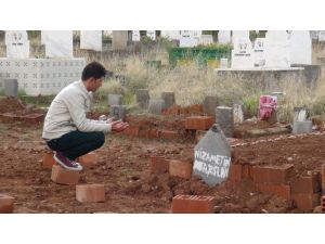 Dövülerek Öldürülen Öğretmen Batman’da Toprağa Verildi
