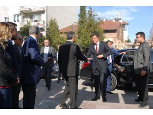 Ekonomi Bakanı Zeybekci Burdur’da