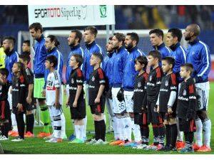 Kartal İlk Yarıda Avladı
