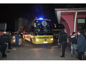 Bursaspora Meşaleli Karşılama