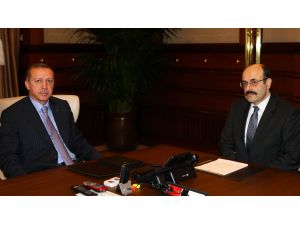 Cumhurbaşkanı Erdoğan, Yök Başkanı Saraç’ı Kabul Etti