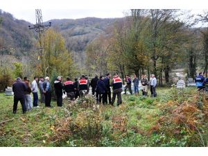 (Özel Haber) Defin Ruhsatı İçin Ölen Kadının Mezarı Yeniden Açıldı