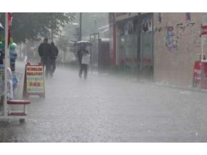 Siirtte Ev Ve İş Yerleri Su Altında Kaldı