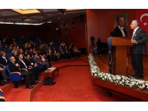 Rektör Yüksek: “Üniversiteler İnovatif Düşünen Liderler Yetiştirmeli”