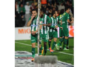 Bursaspor İstanbul Takımlarına Karşı Galibiyete Hasret