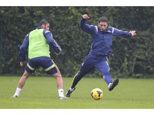 Fener İki Eksikle Çalıştı