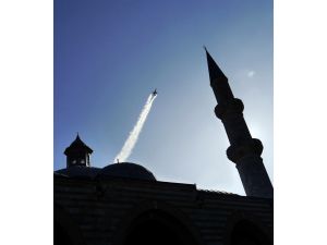 ‘Solotürk’ Edirne’de Nefes Kesti