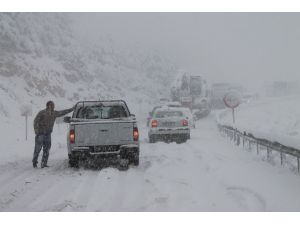 Ermenek’te Kar Yağışı Hayatı Felç Etti