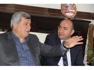 Kocaeli Belediyesinden Mültecilere Yardım