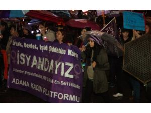 Hem Sağanak Yağmura Hem De Şiddete Karşı Yürüdüler