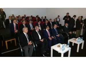 Bakan Işık Hexagon Studıoyu Ziyaret Etti