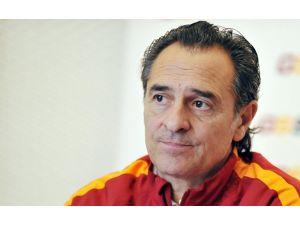 Galatasaray Teknik Direktörü: ’’Albayrakla Konuştum’’