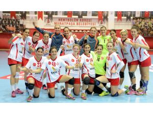 Paşa’nın Meleklerine İspanyol Rakip