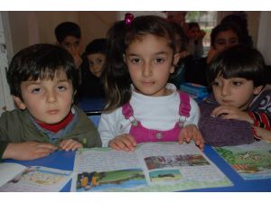 (Özel Haber) Okullarda İstenen İhtiyaç Listeleri Mülteci Öğrencileri De Zora Sokuyor
