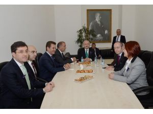 Chp’de Gündem Yerel Yönetimler