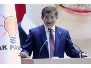 Başbakan Davutoğlu: “Kılıçdaroğlunun Önce Kendisi Chp’yi Terk Etsin”